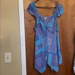 Swing sleeveless blouse